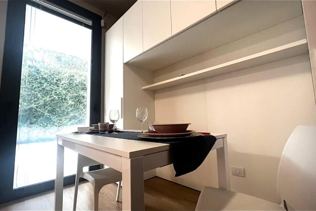Urban House - Comfy Flat Navigli Milan Center Apartment Екстериор снимка